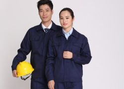 定制工程服要注意的三點  20年定制經(jīng)歷+個性化定制,提升企業(yè)形象  -風華服裝值得您選擇的廠家